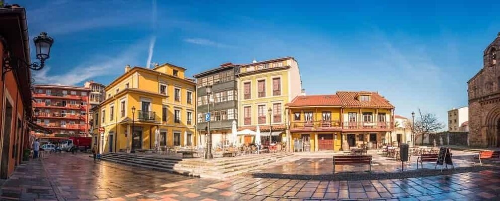 Picture 3 for Activity Aviles: Walking tour of the Historic Center