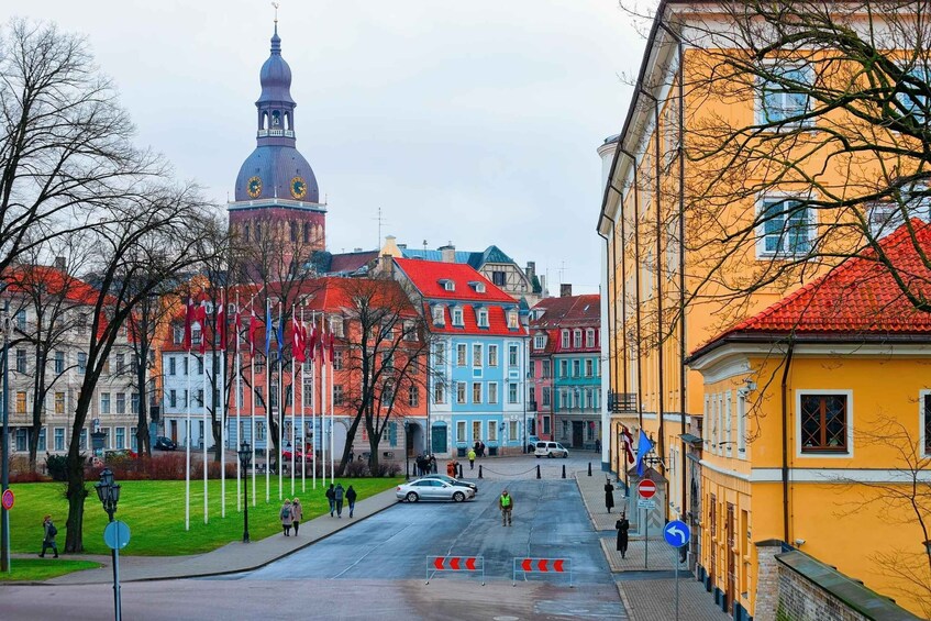 Picture 2 for Activity Riga: Private Architecture Tour with a Local Expert