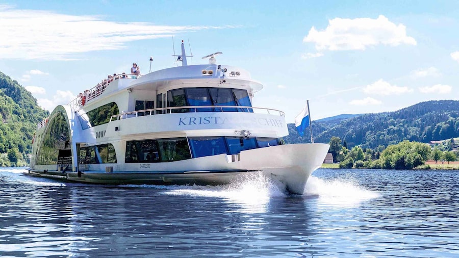 Passau: Crystal Ship Sightseeing Cruise with Local Guide