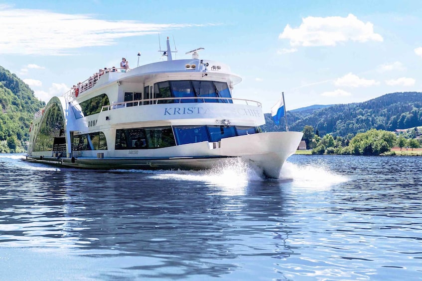 Passau: Crystal Ship Sightseeing Cruise with Local Guide