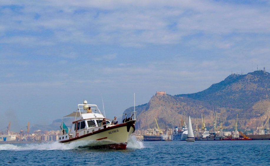 Picture 1 for Activity Palermo: Boat Excursion to Mondello