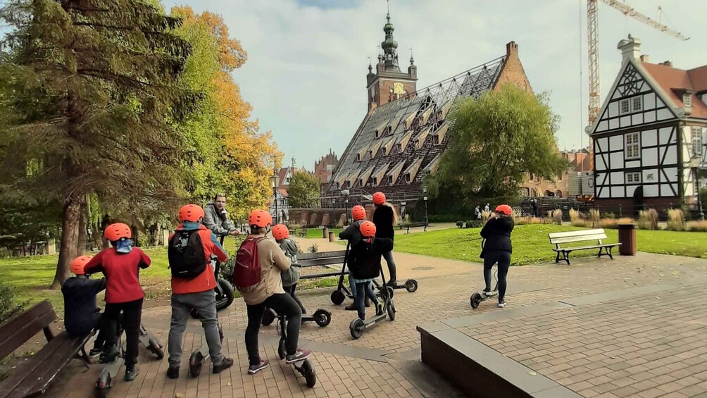 Old Gdańsk Electric Scooter Guided Tour