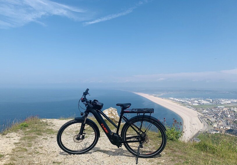 Picture 3 for Activity Dorset : Old Harry Rocks and Corfé Castle Guided E-bike Tour