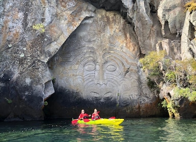 Taupo: Maori Rock Carvings Kayaking Tour