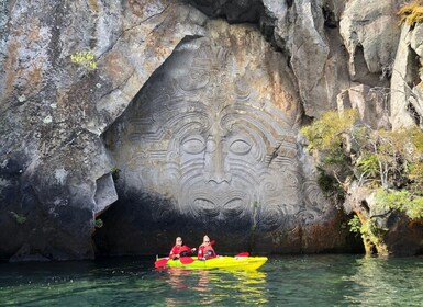 Taupo: Maori Rock Carvings Kayaking Tour