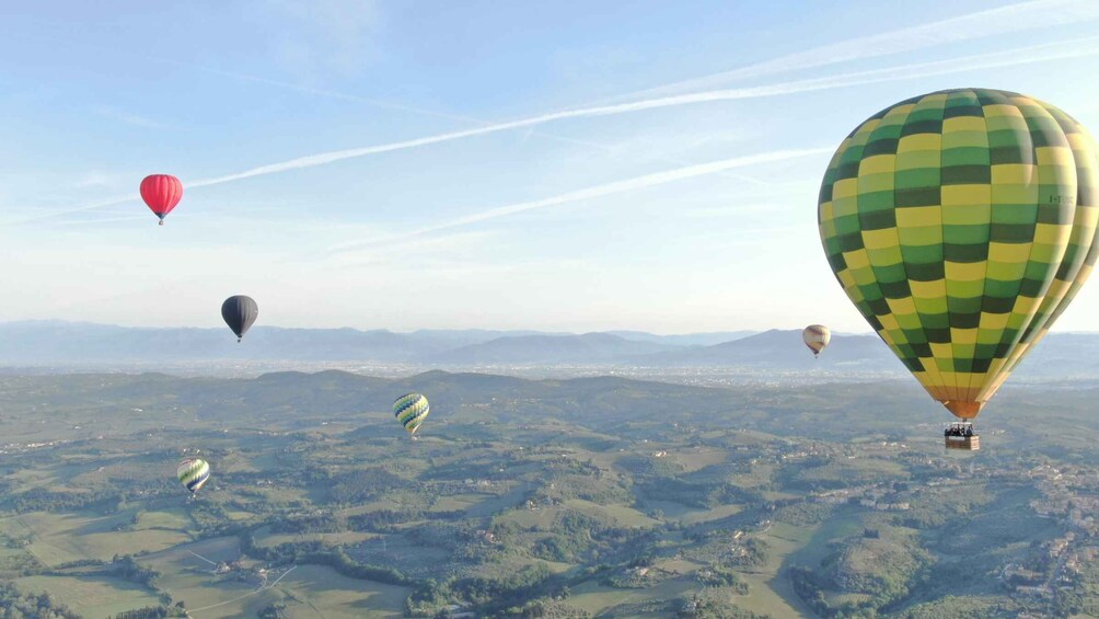 Picture 3 for Activity Private Hot Air Balloon, Pienza, Montalcino, Val D'orcia