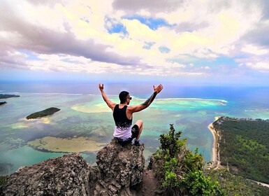 Private Le Morne Mountain Ecofriendly Hike-UNESCO Recognised