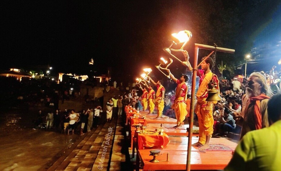 Picture 1 for Activity Varanasi: Night Boat Ride, Aarti Ceremony and Dinner