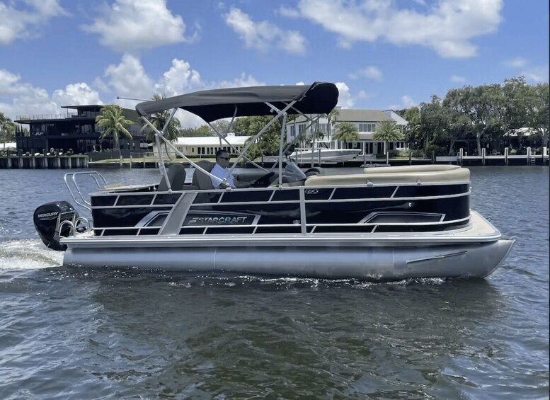 Fort Lauderdale: 12 People Private Pontoon Rental