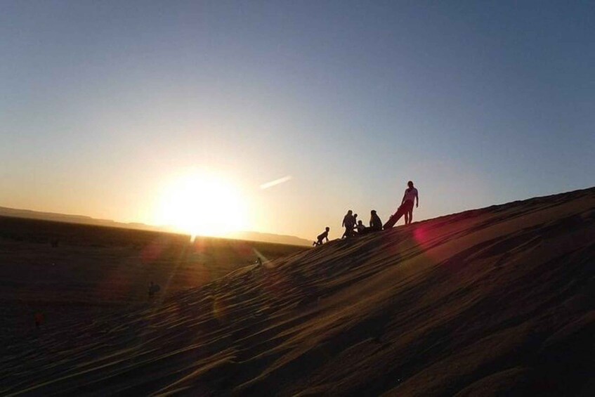 Picture 1 for Activity La Paz: Sunset Sandboarding at La Paz Dunes Tour