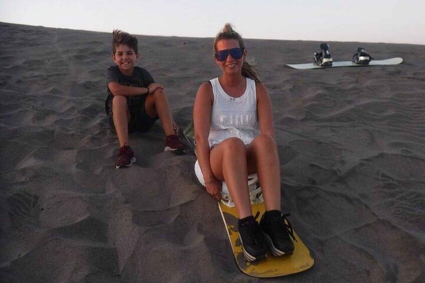 Picture 2 for Activity La Paz: Sunset Sandboarding at La Paz Dunes Tour