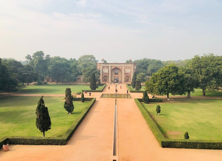 Picture 5 for Activity Delhi: Old and New Delhi Guided Full- or Half-Day Tour