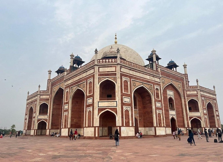 Picture 7 for Activity Delhi: Old and New Delhi Guided Full- or Half-Day Tour