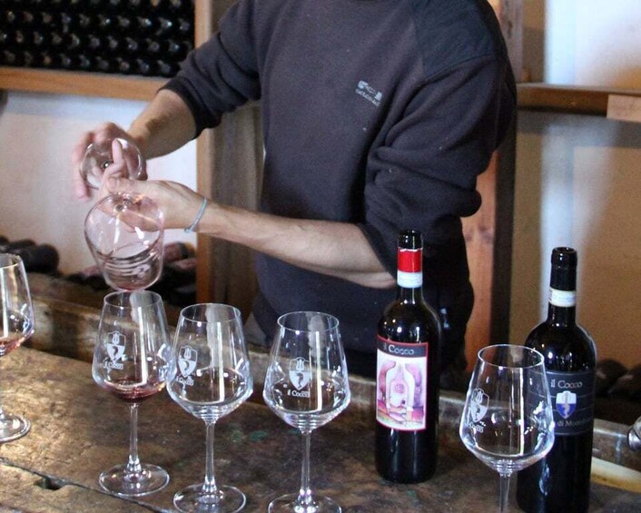 Siena: Tuscan Classics Wine Tasting Class with Aperitivo