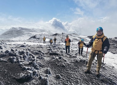 Ätna: Winter-Trekking-Tour mit optionalem Catania-Transfer