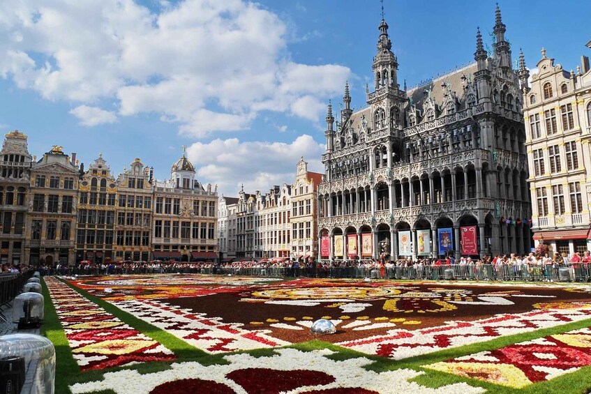 Picture 3 for Activity From Amsterdam: To Brussels - Travel as a VIP