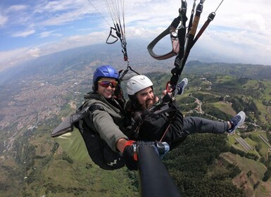 Parapente en Medellín con transporte y vídeos gratuitos