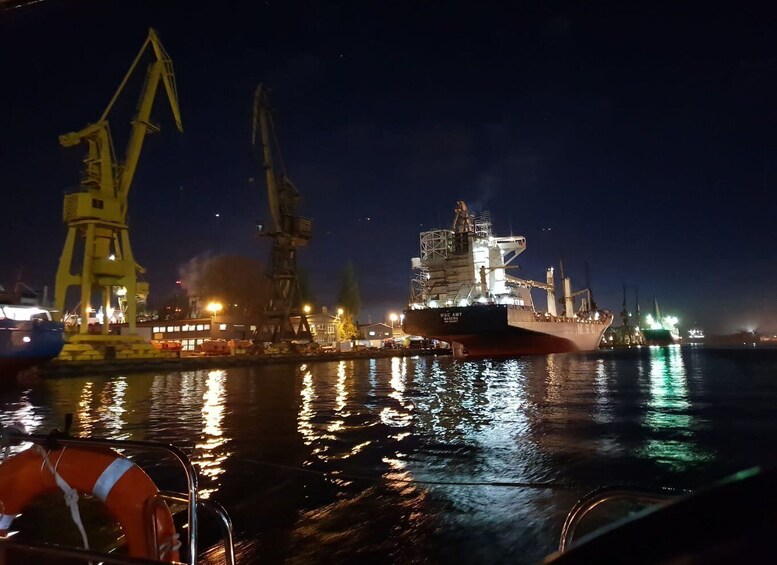 Picture 4 for Activity Gdansk: Scenic Evening Yacht Cruise with Prosecco