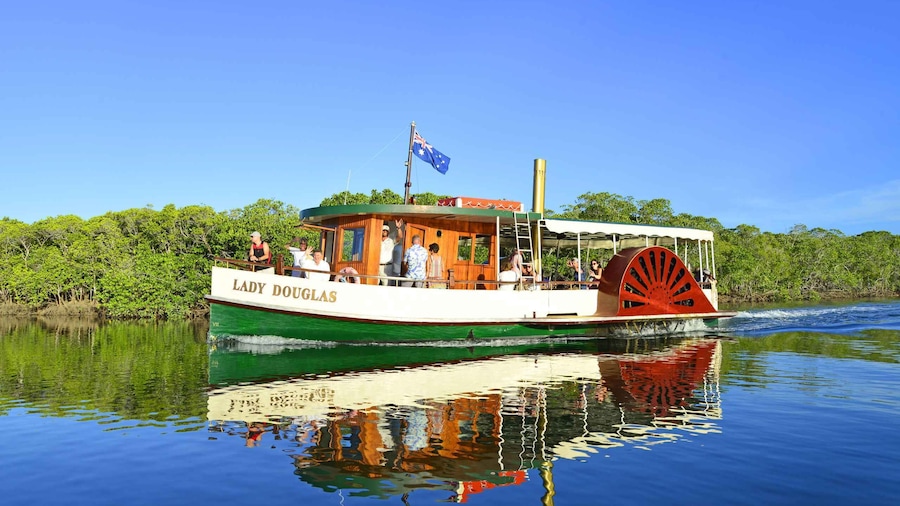 Port Douglas: River Cruise, Crocodile Spotting, Drink/ Snack