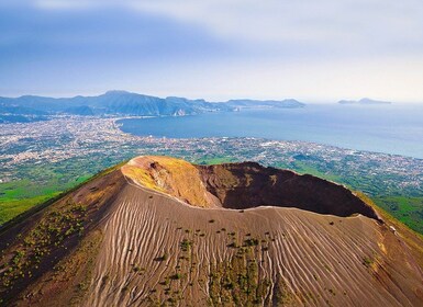 從薩萊諾出發：維蘇威火山和龐貝古城（含語音導覽）