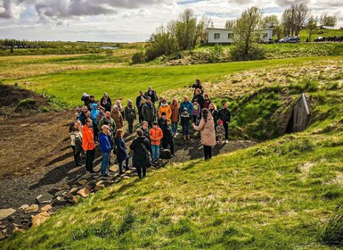 Hella: Guided Tour of Ancient Man-Made Caves