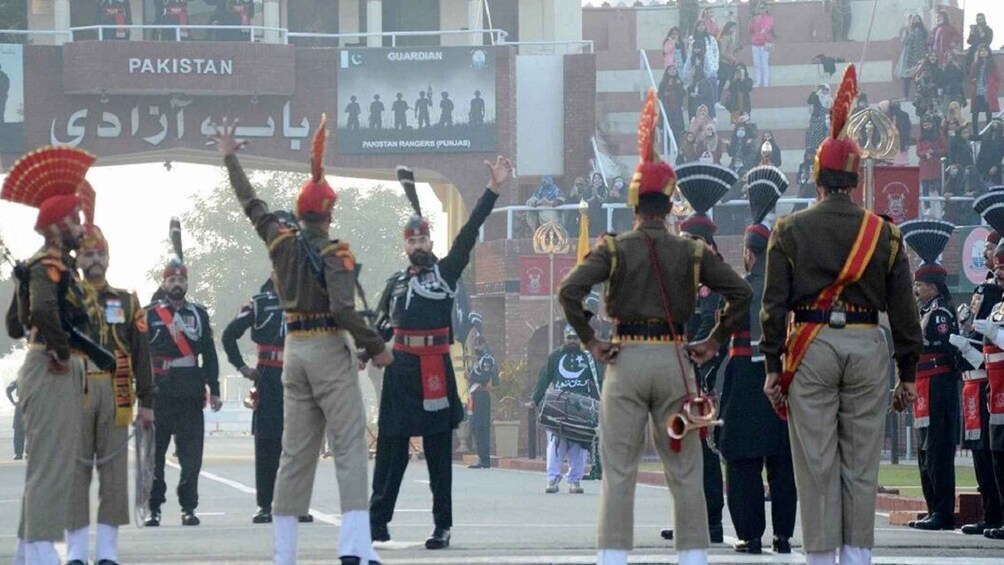 From Amritsar: Private Day Trip with Wagah Border Ceremony