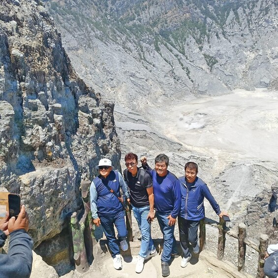 From Jakarta : Volcano, Tea & Rice Fields, Hot Spring