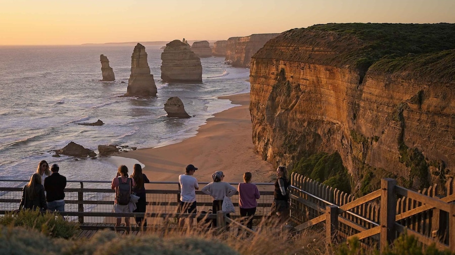 Melbourne: Great Ocean Road Day Tour with Bilingual Driver