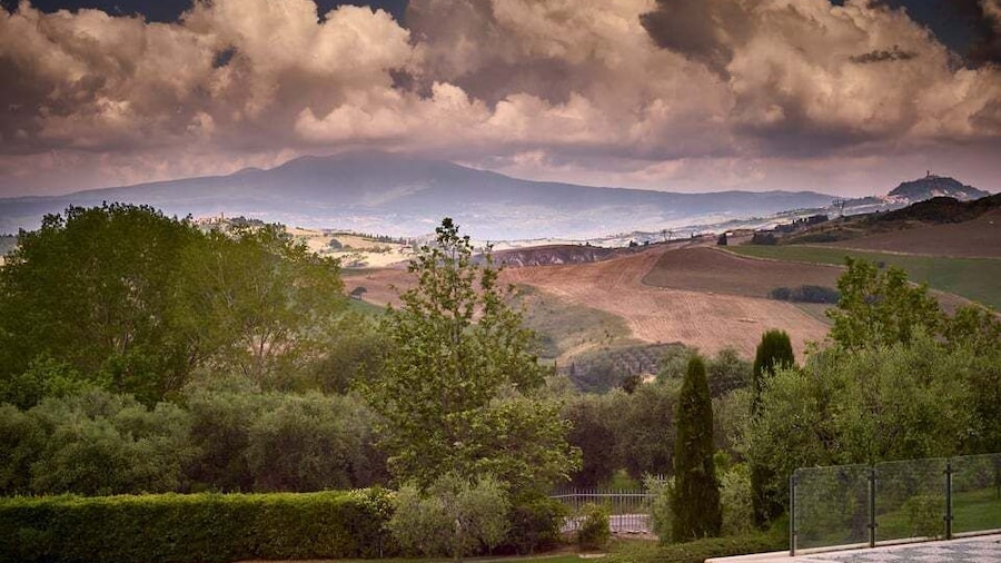 Picture 1 for Activity Tuscany: San Casciano dei Bagni Thermal Bath and Museum Tour