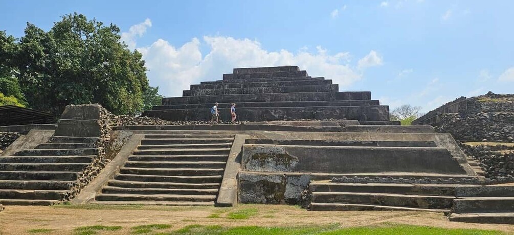 Tazumal ruins, Joya de Cerén and coffee tour