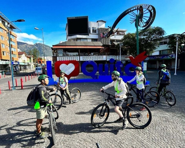 QUITO'S EVOLUTION BIKE TOUR