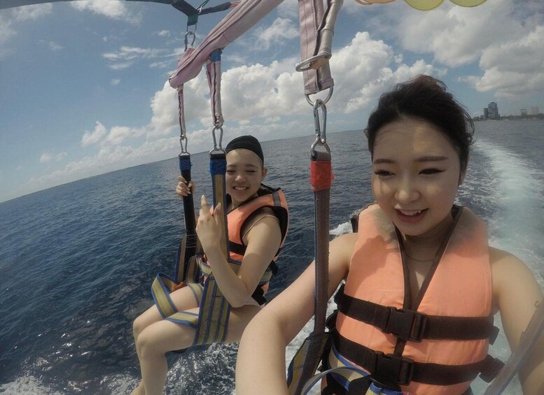 From Cebu: Mactan Island 3 Watersport Activities Tour