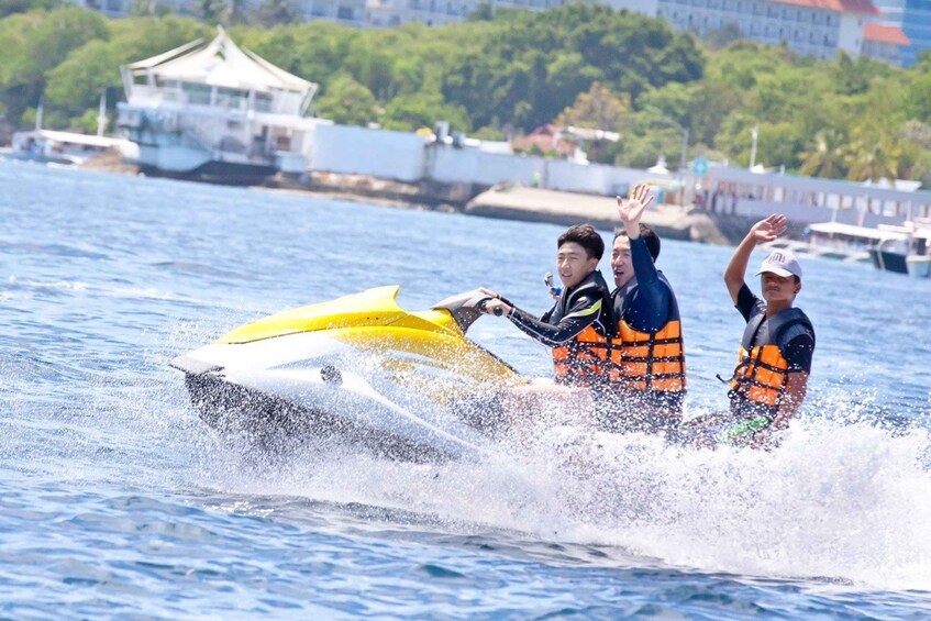 Picture 2 for Activity From Cebu: Mactan Island 3 Watersport Activities Tour