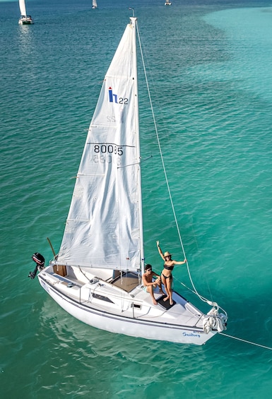 Private sailboat tour across the Bacalar seven colors lagoon