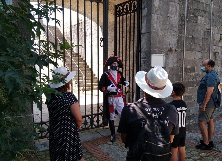 Picture 4 for Activity Santona: Caracterized Napoleonic Tour