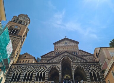 ทัวร์ซอร์เรนโตและอามาลฟีด้วยตนเอง ไกด์