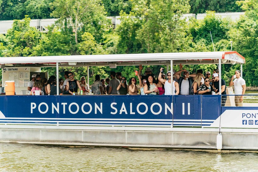 Picture 1 for Activity Nashville: Pontoon Party Cruise with a Captain