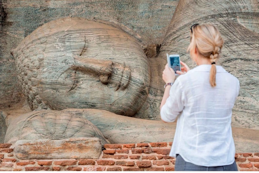 Picture 7 for Activity Fom Colombo: Sigiriya Rock & Ancient City of Polonnaruwa