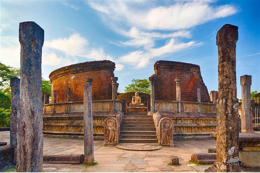 Picture 8 for Activity Fom Colombo: Sigiriya Rock & Ancient City of Polonnaruwa