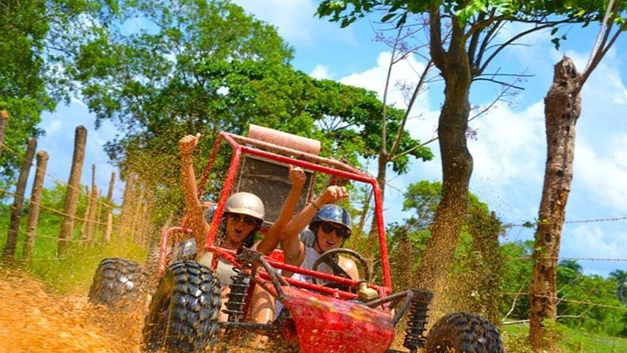 Punta Cana: Extreme Buggy Tour with River Cave & Macao Beach