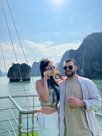 From Hanoi: Full-Day Private Cruise in Halong Bay & Kayaking