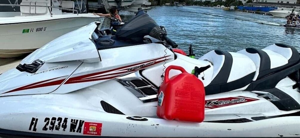 Picture 2 for Activity All Access of North Beach - Jet Ski & Yacht Rentals