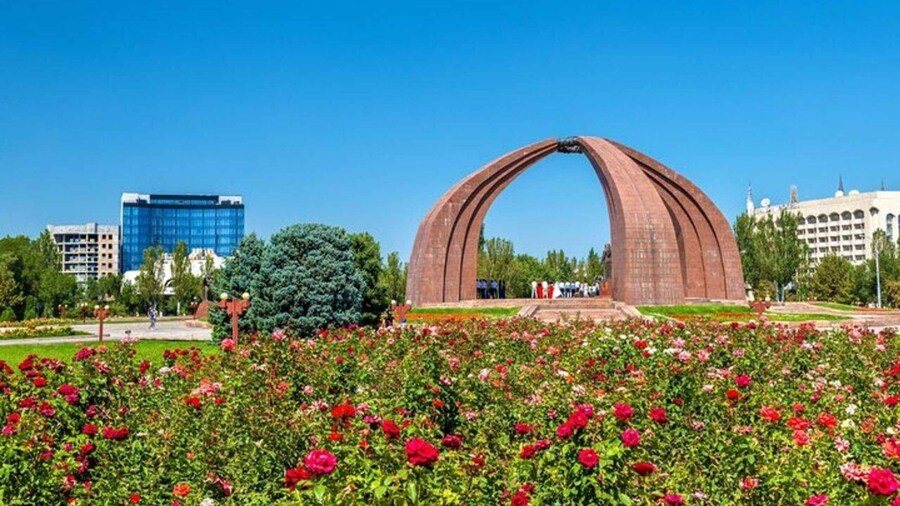 Bishkek : Must-See Private Walking tour