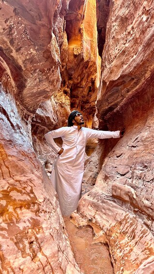 Burdah-Arch- Hiking of the highest stone arches of WadiRum