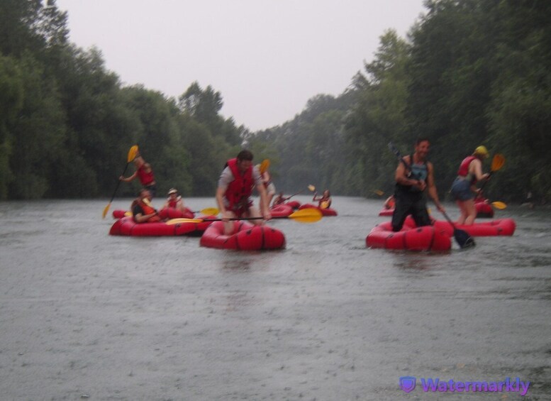 Lucca: Family-Friendly Kayaking Tour with Aperitif
