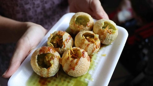 Port Louis: Louis Port Louis: Ultimate Street Food Tour with Pickup