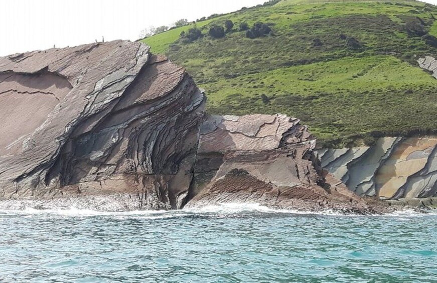 Picture 1 for Activity Zumaia: Flysch, Game of Thrones and Dragonstone Yacht Tour