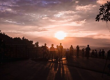 Yogyakarta: Setumbu Zonsopgang Borobudur Klim omhoog en Prambanan