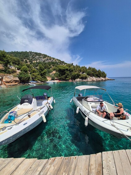 Picture 15 for Activity Golden Horn beach, Bol town, beach Vala Hrvaska restaurant