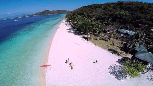 Coron Island Highlights Tour with Lunch